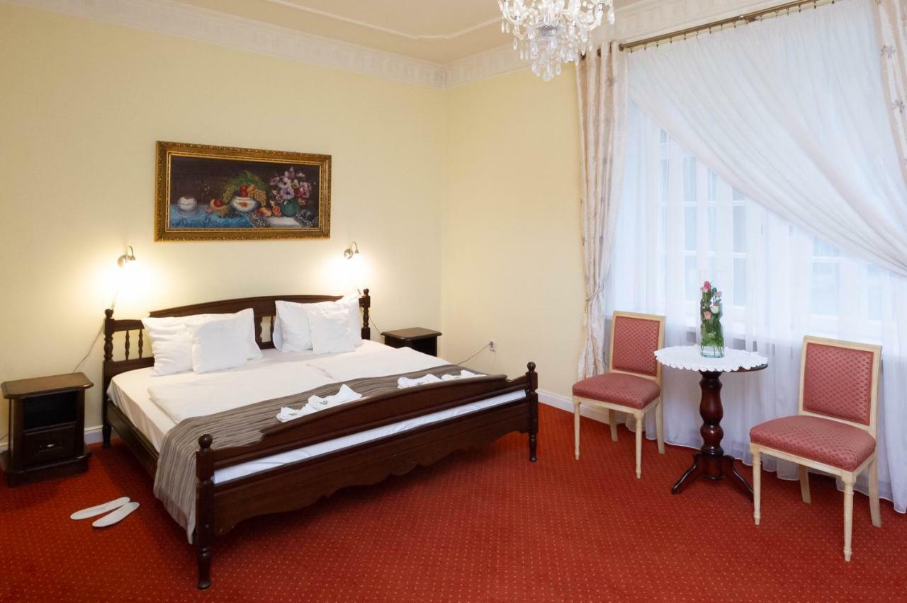 Hotel Dwor Sojki ภายนอก รูปภาพ